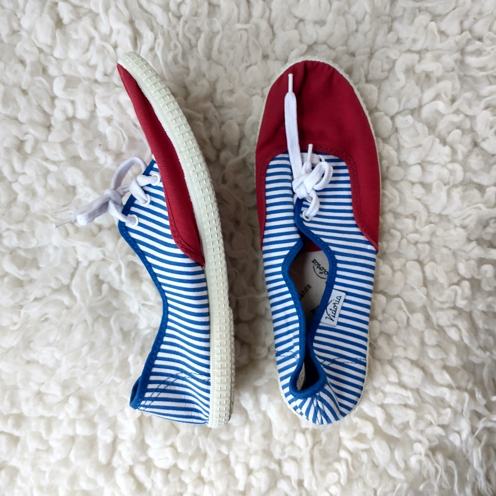 Victoria sneakers